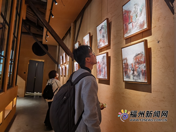 煙臺山古建筑群巖彩畫系列珍藏作品展今日開展