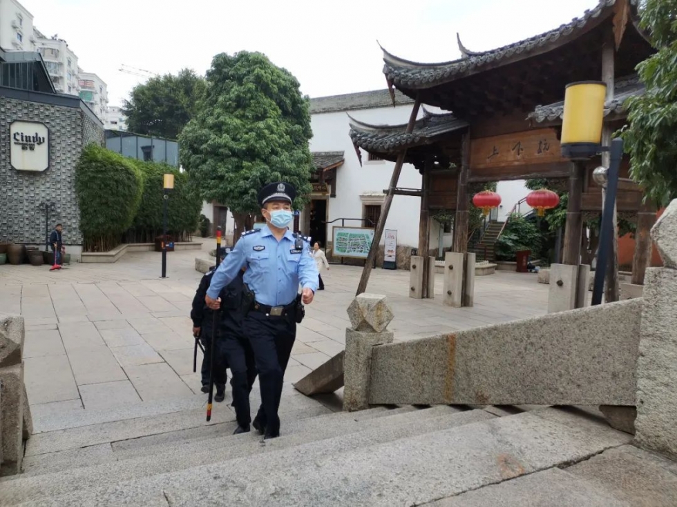 臺(tái)江警方強(qiáng)化上下杭巡邏防控