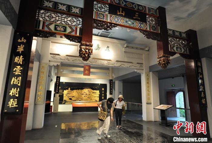 福州古厝展示館里觀古厝