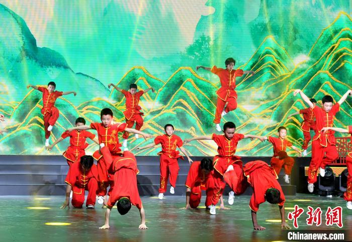 2022世界福州十邑春節聯歡晚會福州錄制 將于除夕播出