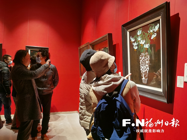 省美術館展出百件精美漆藝作品