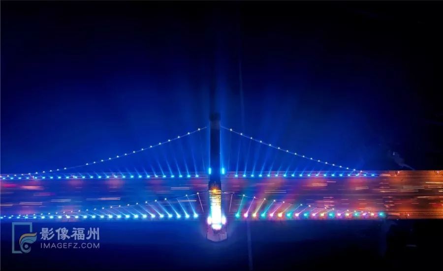 1500架無人機(jī)沖上夜空！“閩江夜話”美景如畫！