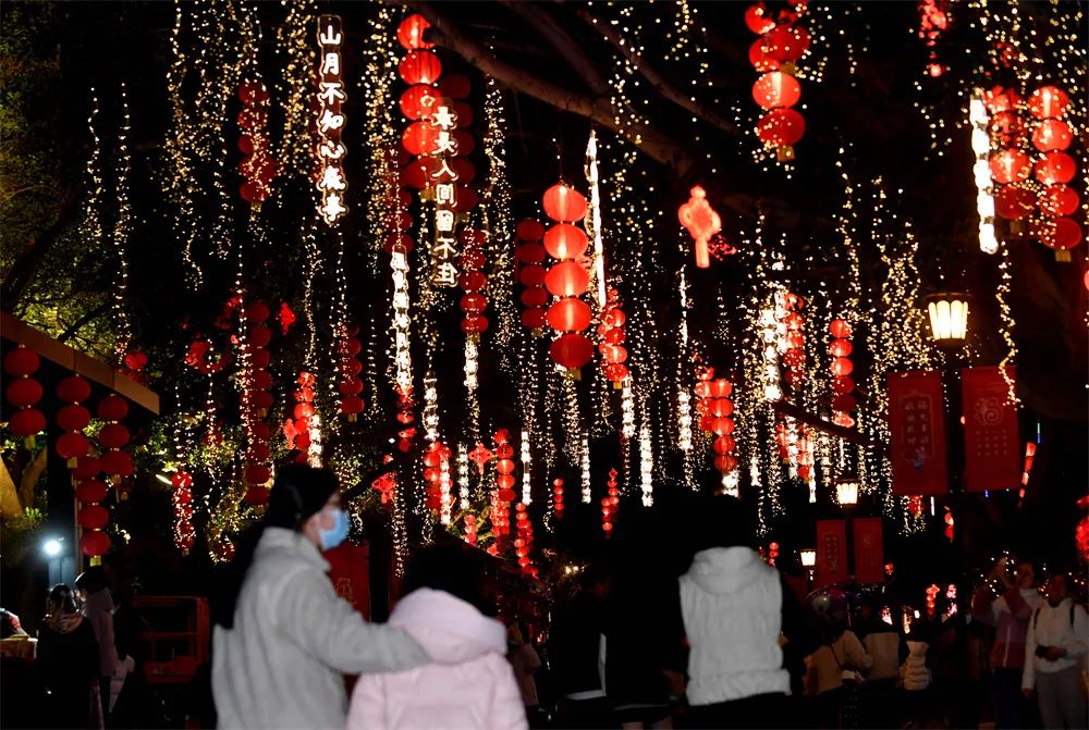 網(wǎng)紅詩詞大道，福州這里也有了！