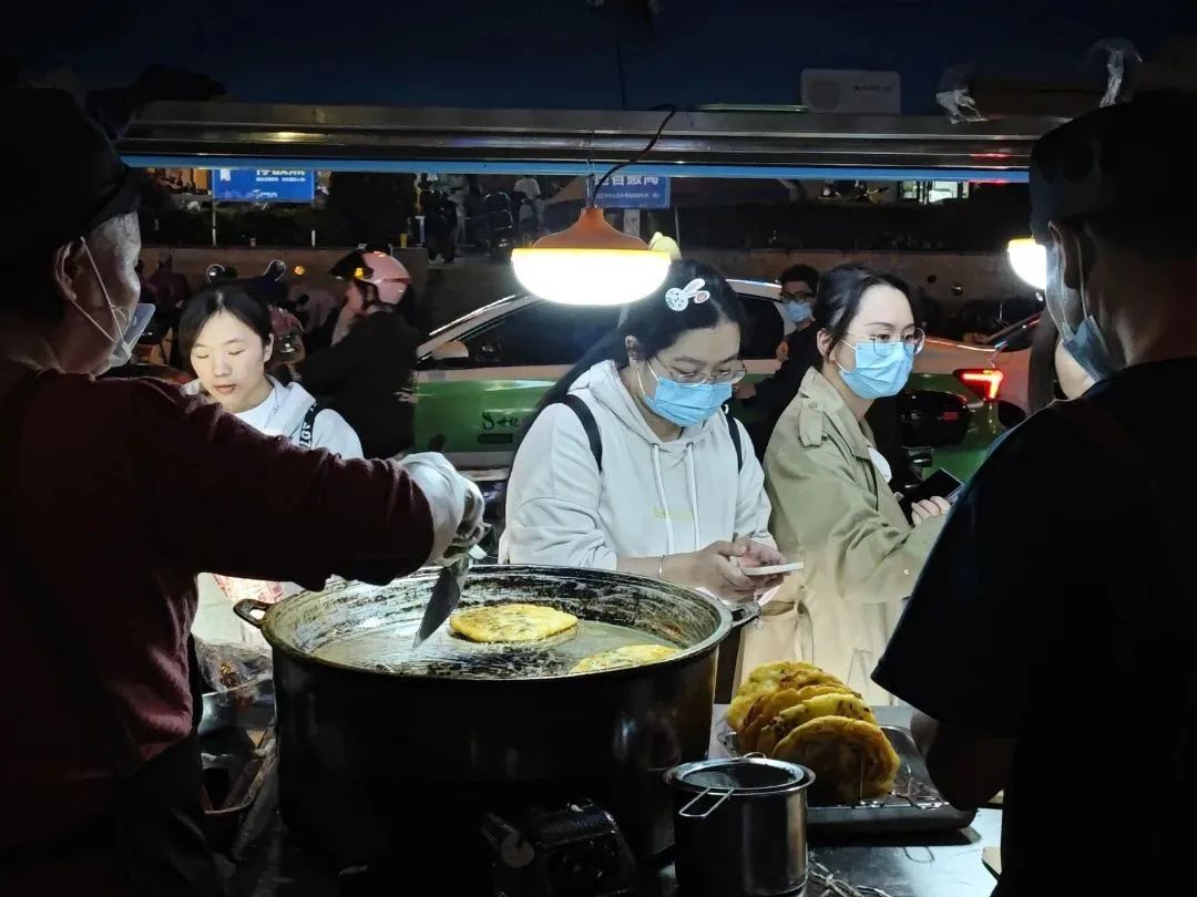 藏不住了！ 臺(tái)江區(qū)義洲“福見(jiàn)夜市”火了