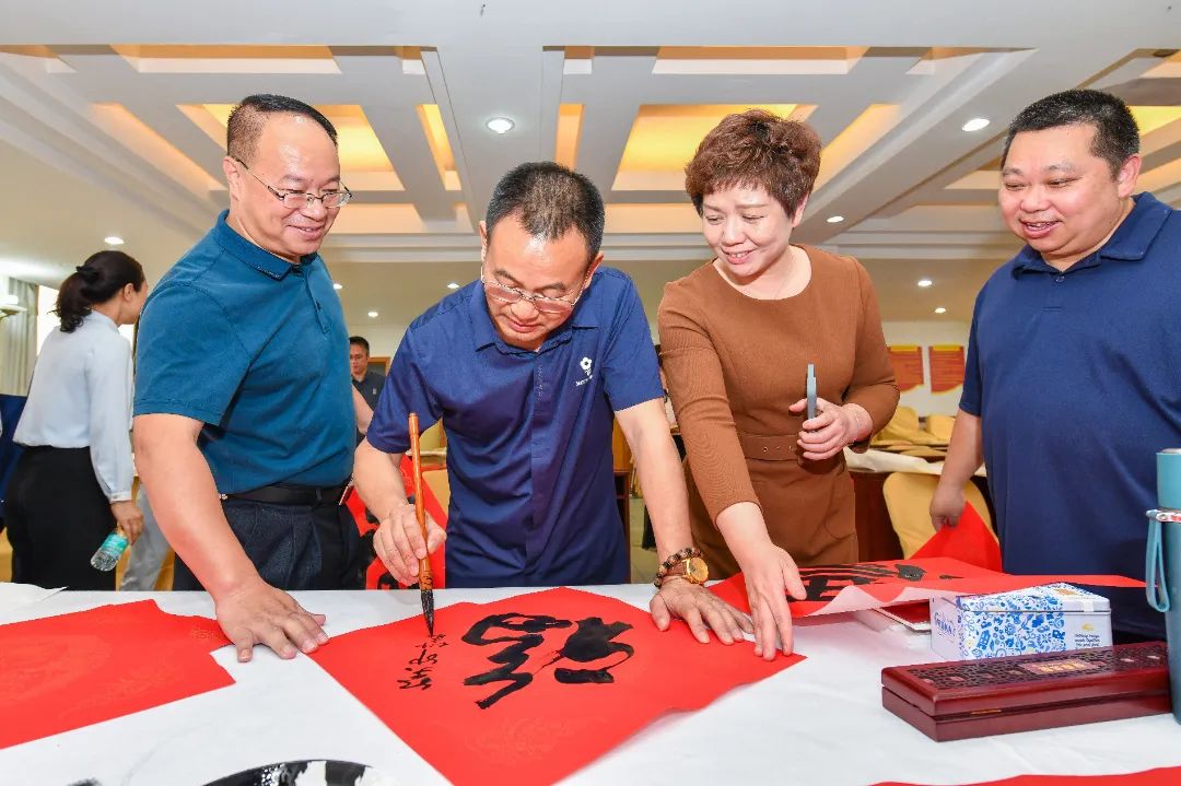 送“福”啦！“榕城十老”走進晉安傳播“福”文化