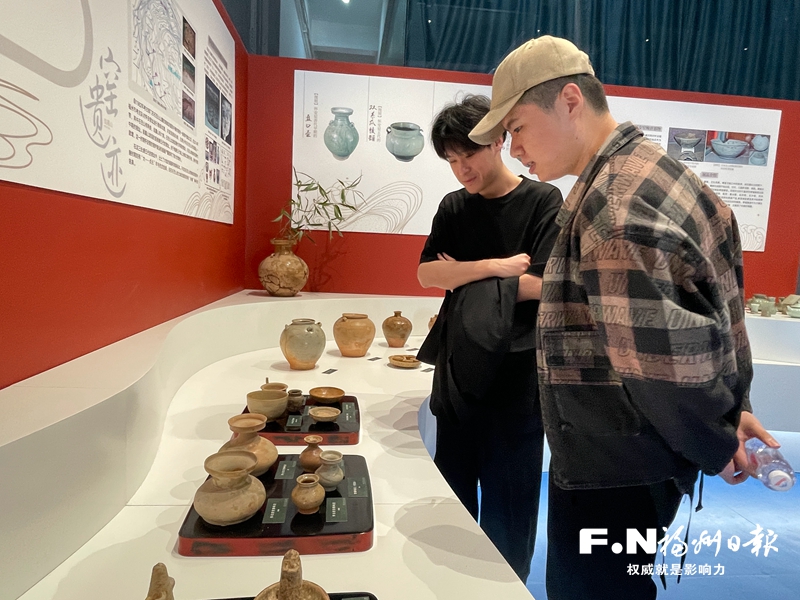 福州瓷器藝術成就集中展出