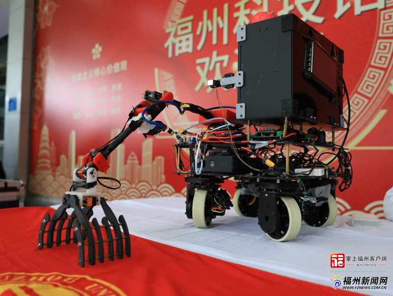 第十三屆在榕大學(xué)生科學(xué)藝術(shù)展演活動成功舉辦
