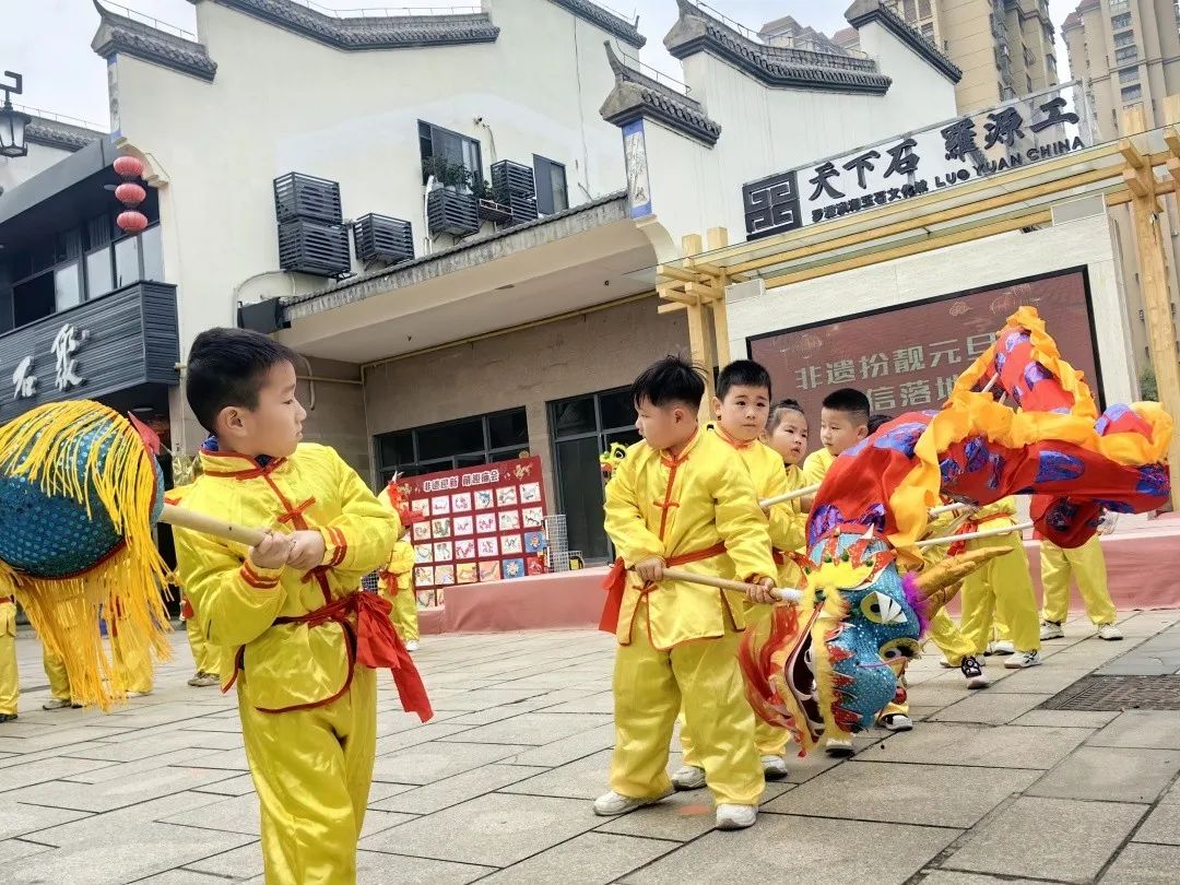 羅源：“愛心義賣員”帶你體驗非遺剪紙活動啦！