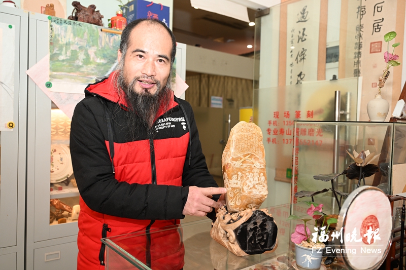 林建忠：從泥水匠到雕刻大師 讓壽山石“活”起來