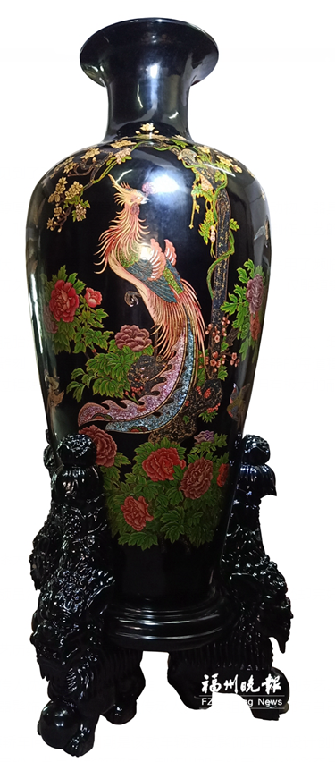 “漆器之村”一家三代在傳承中創(chuàng)新 髹漆之美重現(xiàn)榮光