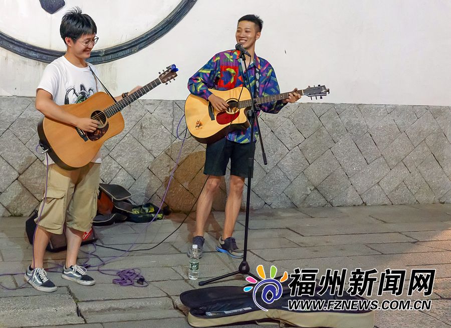 三坊七巷開啟街頭藝人夏季演藝時間