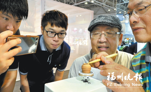 “5·18”開館首日5萬多人次逛展　一起去“嘗新”！